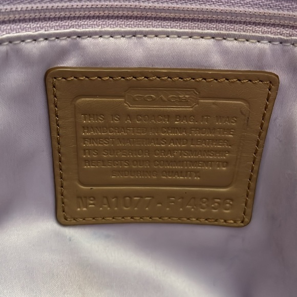 Coach Large Tote Bag - No. A1077-F14856 - Picture 5 of 8